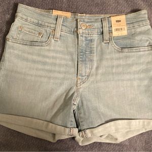 Ladies size 4 waist 27 Levi’s Mid-Length Original LEVI STRAUSS & CO.
